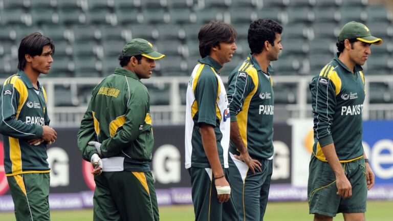 Mohammad Asif Warns Fans Against Fake Accounts Amid Career Controversies
