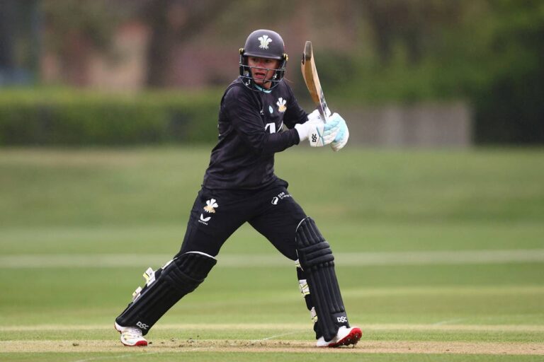 Wyatt-Hodge’s 124 powers Surrey to 52-run victory over Warwickshire