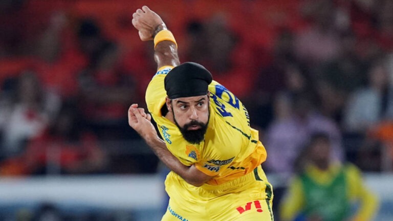 CSK Opt to Bowl Against Gujarat Titans in High-Stakes IPL Clash