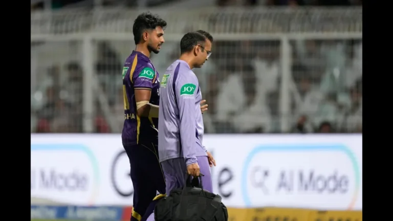 Matheesha Pathirana Injury: KKR Bowler Retires Hurt After Eight Balls vs GT