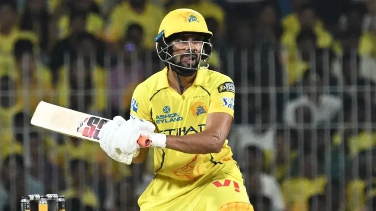 CSK Fans Lash Out at Ruturaj Gaikwad Following Sluggish Innings vs SRH